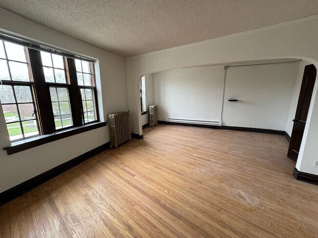 Photo - 28W573 Stafford Pl Unit 5