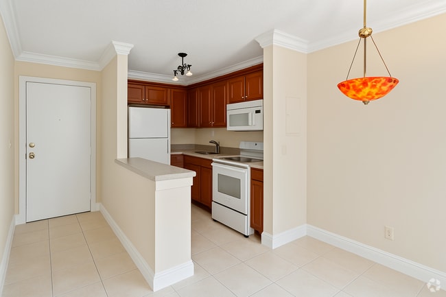 Building Photo - 2-Bed, 2-Bath Rental