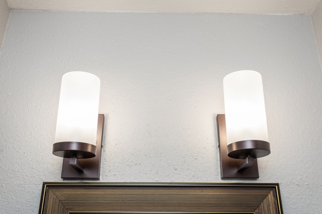 Photo - Del Mar Apartments