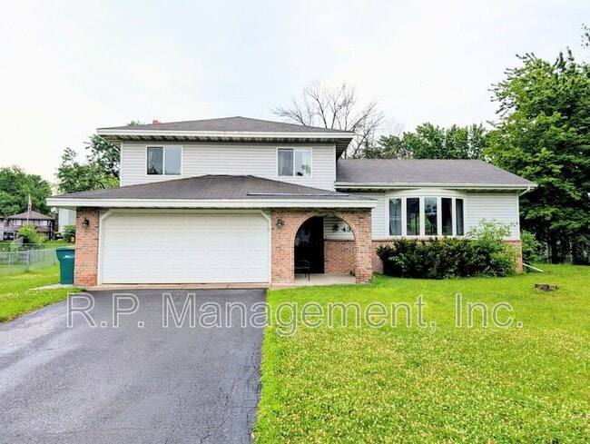 Building Photo - 4382 Rosebriar Ave