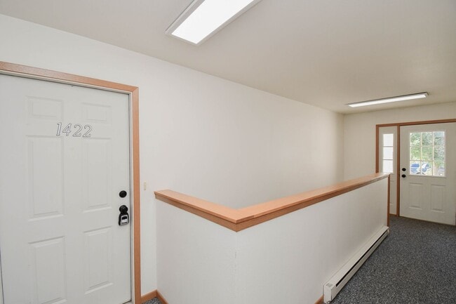 Photo - Comfortable 3-Bedroom Condo in Brandon – Available Now!