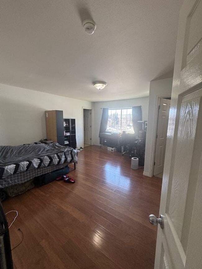 Photo - 3 bedroom, 2.5 bath