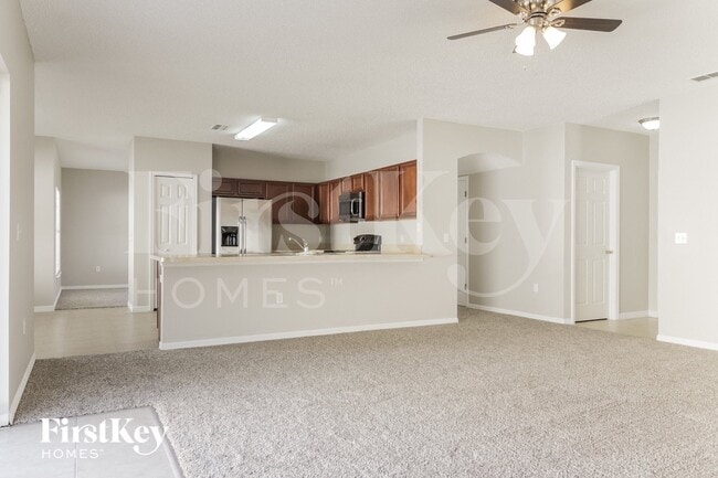 Photo - 556 Big Sioux Ct