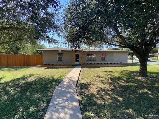 Building Photo - 13 West Dr