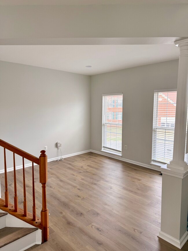 Photo - 7001 Saddlebow Ct