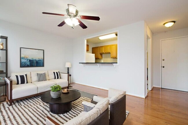 Photo - 1420 Harvard St NW Unit 406