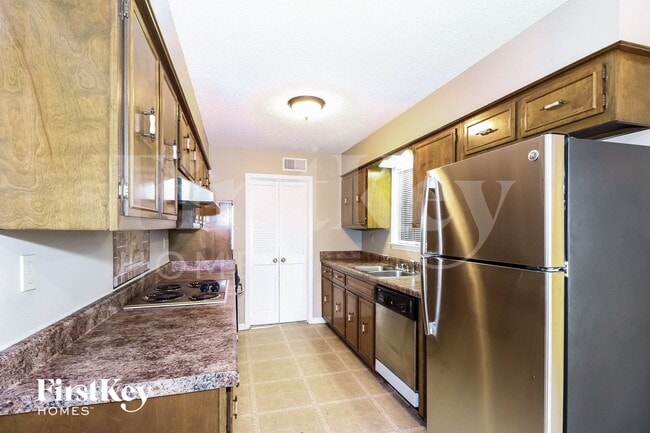 Photo - 8093 Cinders Rd
