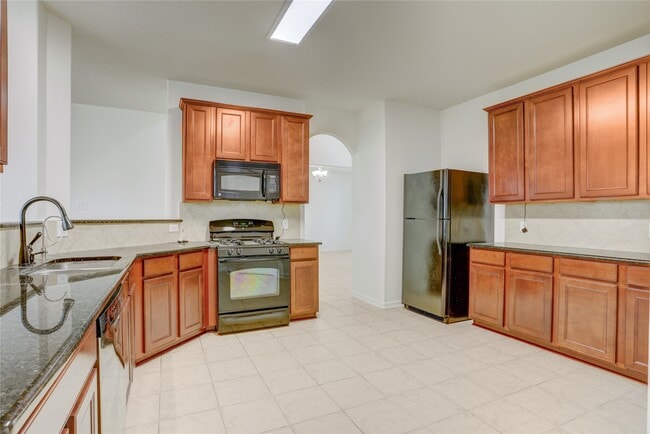 Photo - 7406 Sabinal Creek Dr