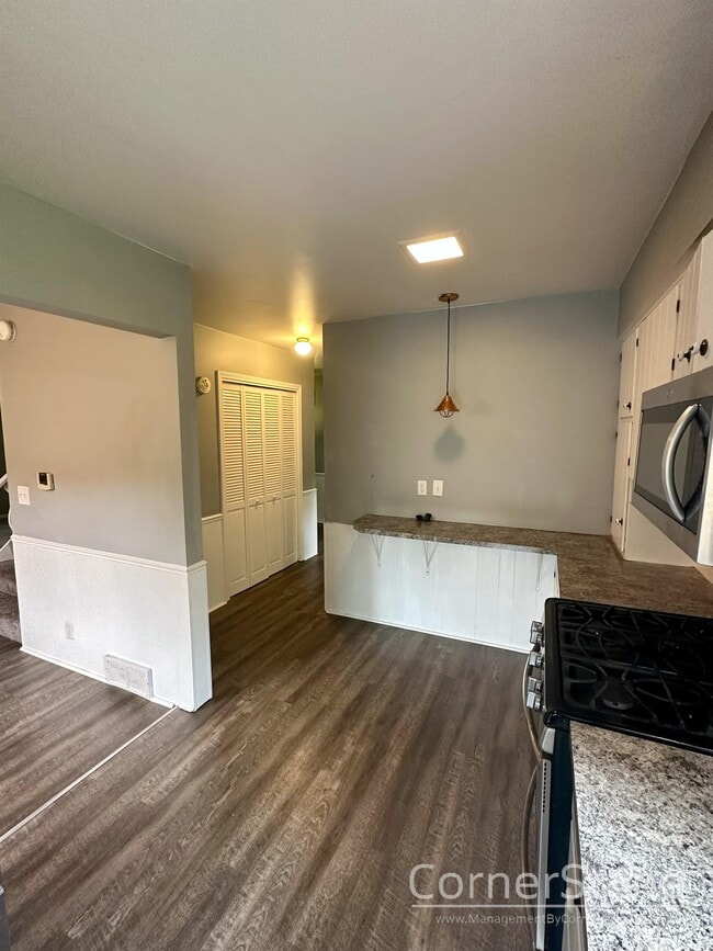 Photo - 103 Navajo Ave