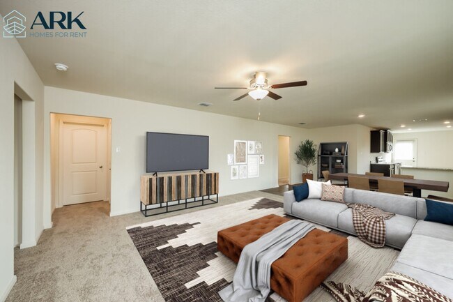 Photo - 7200 Jebson Pass