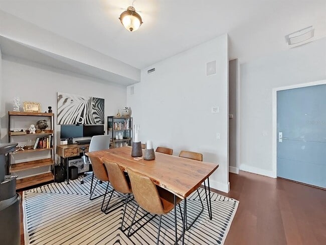 Photo - 111 N 12th St Unit 1810