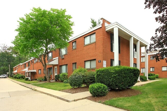 Arlen Terrace