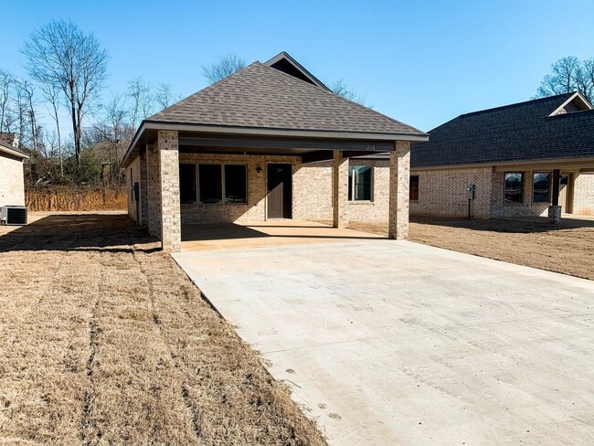 Photo - Modern 3-BR/2-BA Home Near ASU