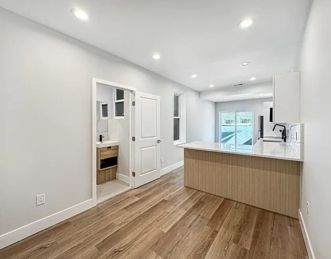 Photo - 2629 S Hicks St