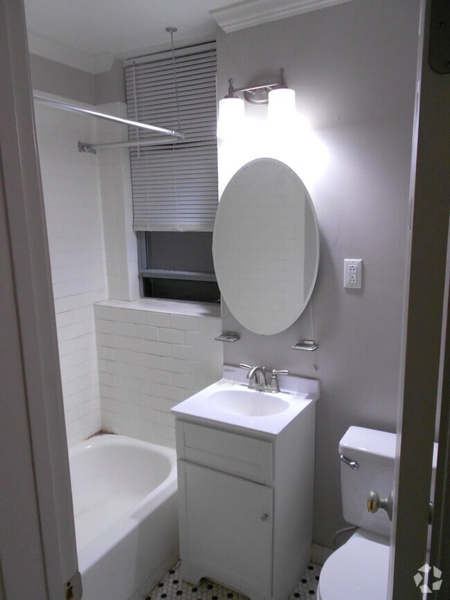 Building Photo - 14 Edgerly Rd Unit #1 Rental