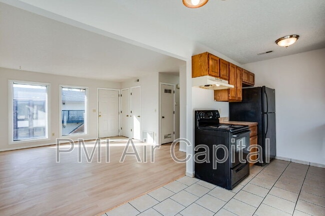 Photo - 535 S Lulu Ave