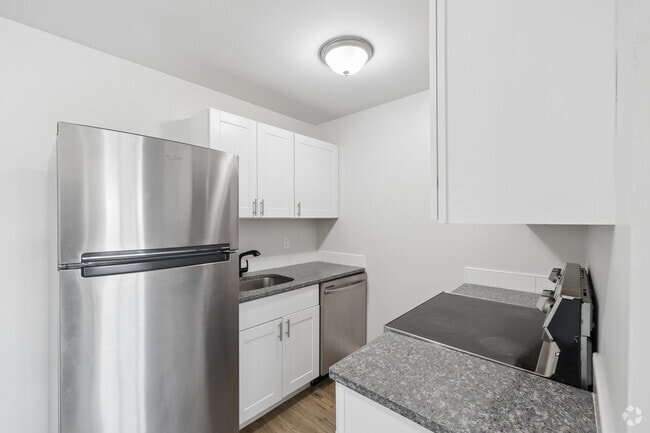 1BR, 1BA - 714SF - Kitchen - Blackrock Homes Apartments
