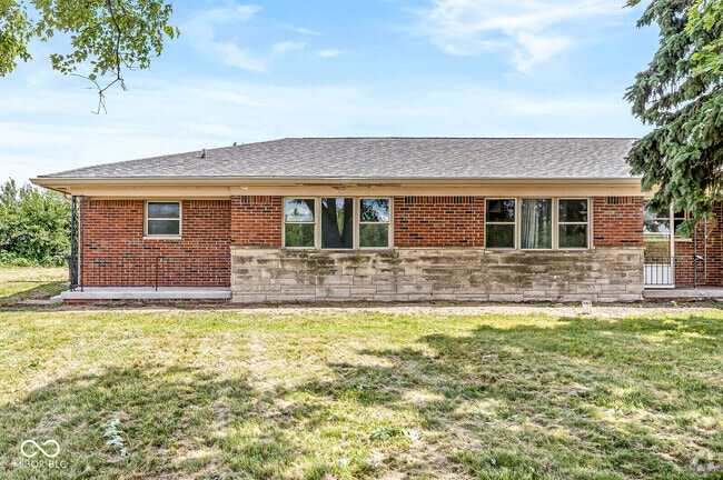 Building Photo - 4307 E 550 S Rental