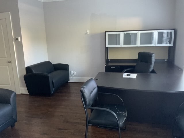 Photo - 5717 Winsome Ln