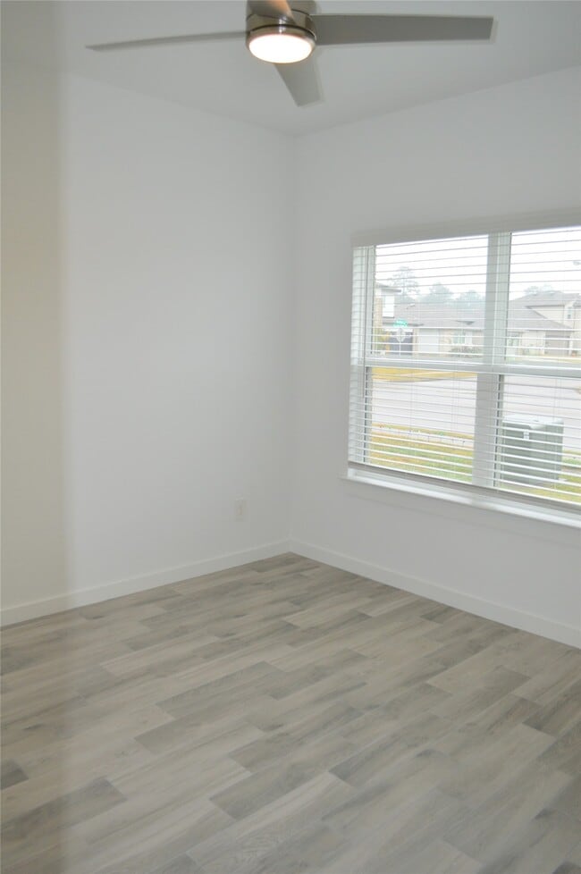 Photo - 10313 Cascade Range Ln