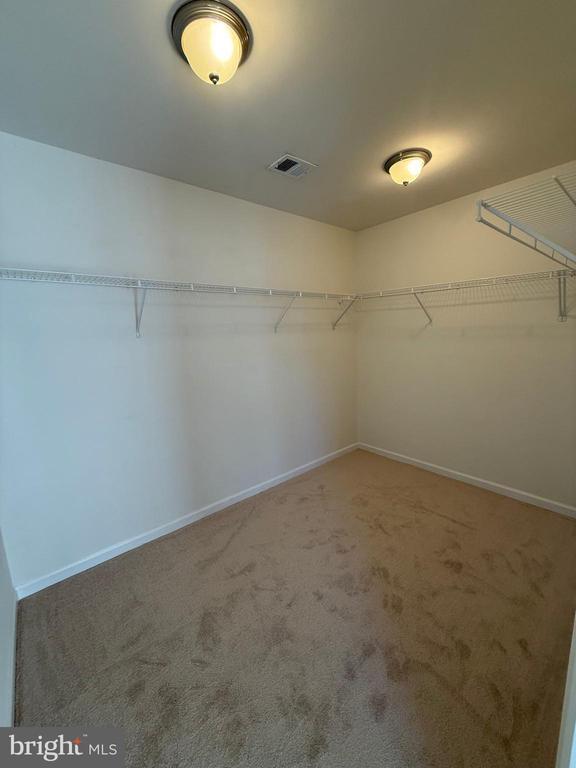 Photo - 120 Woodman Ct