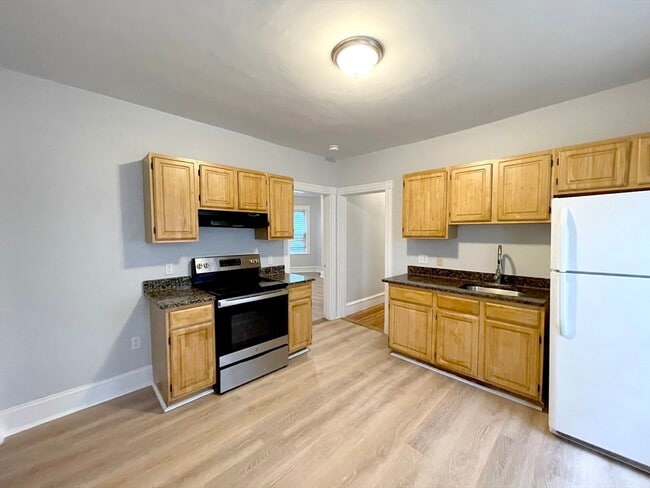 Photo - 53 Aspinwall Rd Unit 2