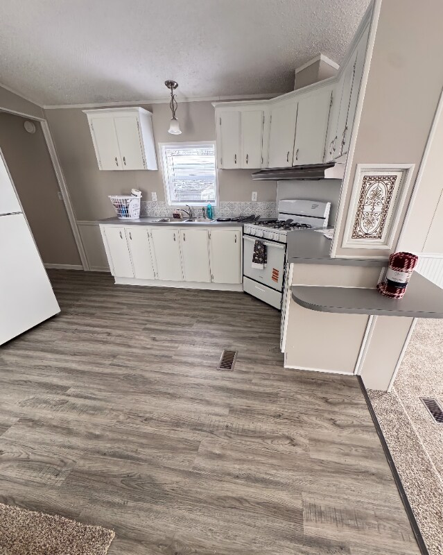 Photo - 200 N 28th St