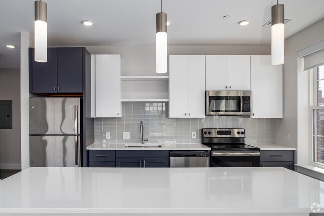 2BR, 2BA - 1,078Ft.² - Kitchen