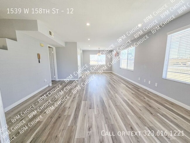 Photo - 1539 W 158th St