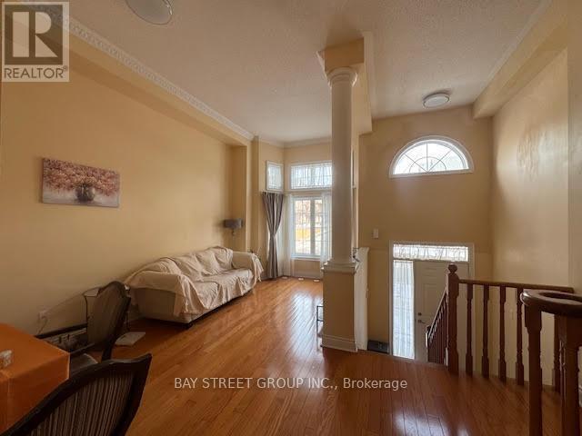 Photo - 156 Legends Way