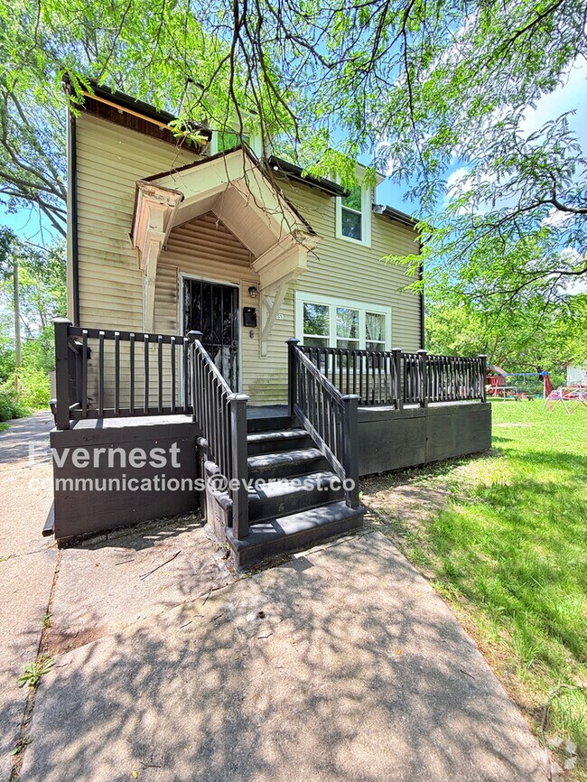 Building Photo - 12653 Waltham St Rental