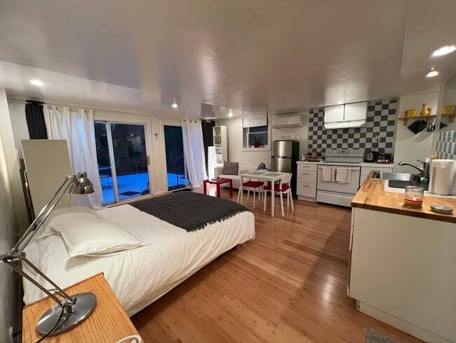 Photo - 7527 17th St NW Unit 1