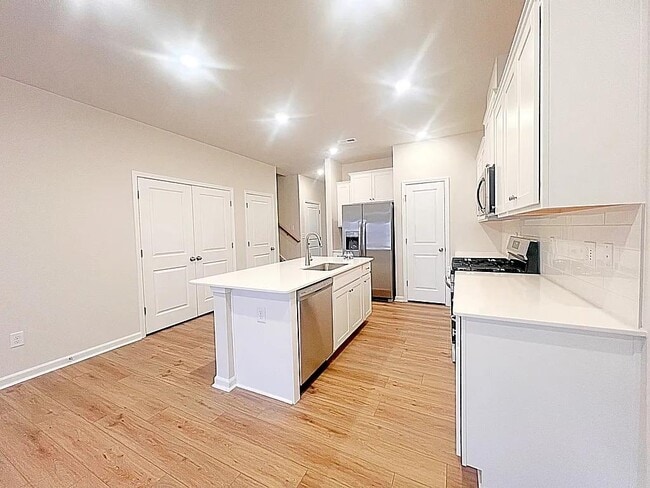 Photo - 7 Vine House Dr