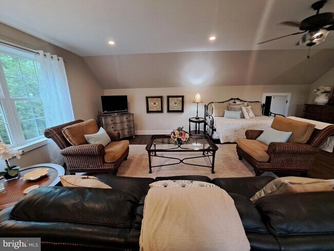 15550 New Rd