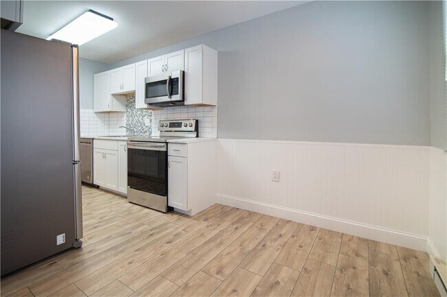 Photo - 23 Bullocks Point Ave Unidad 4A