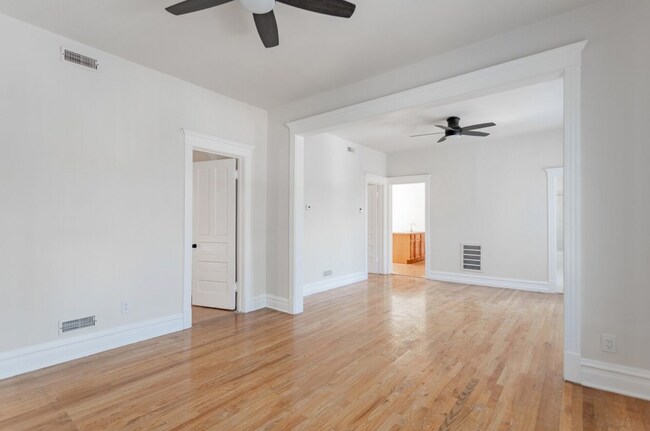 Photo - 1325 N Homan Ave Unit 2S