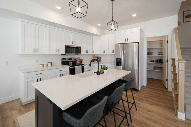 Photo - 508 N 475 W