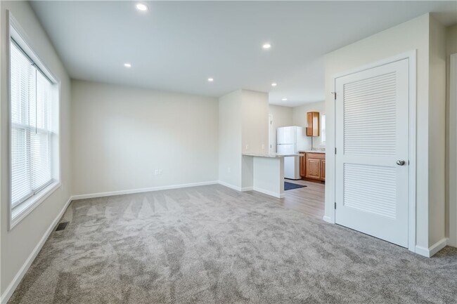 Photo - 3924 W Walworth Rd