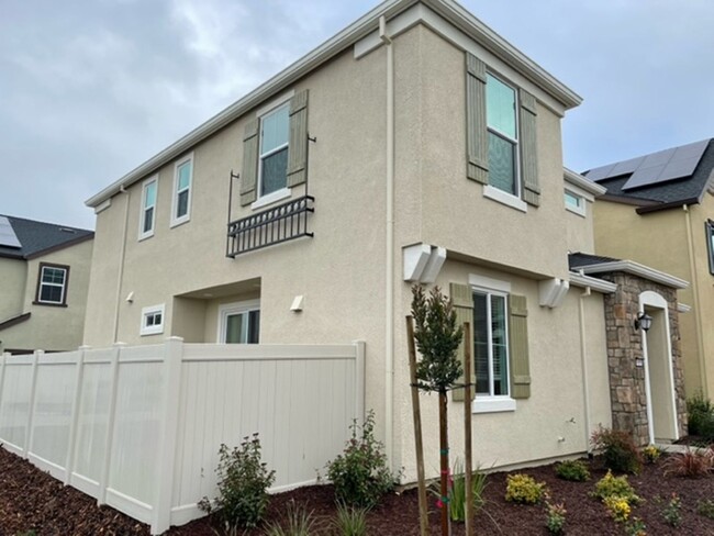 BRAND NEW LENNAR HOME, Ready For New Occup... - BRAND NEW LENNAR HOME, Ready For New Occup...