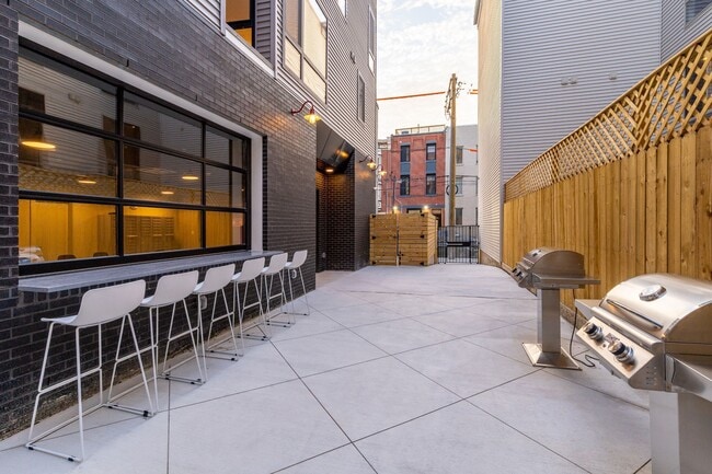 Photo - 629 W Girard Ave Unit 505