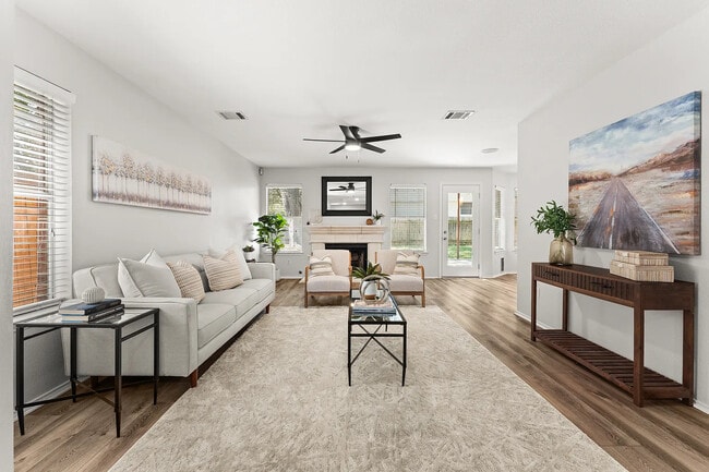 Photo - 1401 Wheatfall Ln