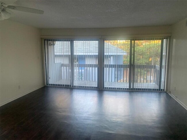 Photo - 213 Golf Terrace