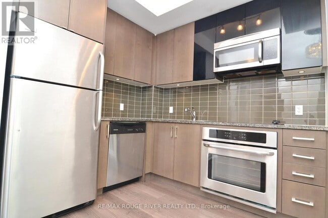 Photo - 89 Dunfield Ave Unit 509