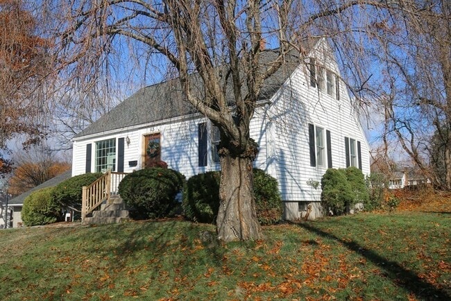 Photo - 113 Benjamin Rd