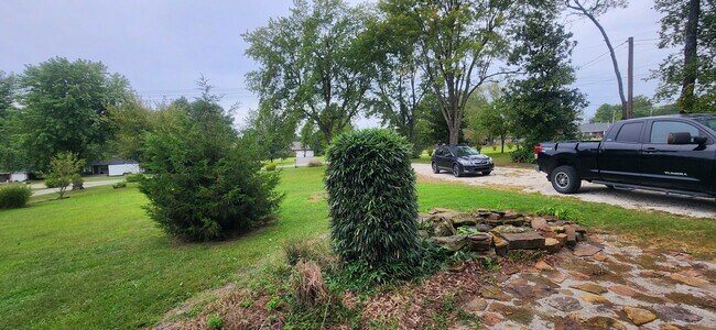 Front 1/2 acre yard - 882 N 54th Ave