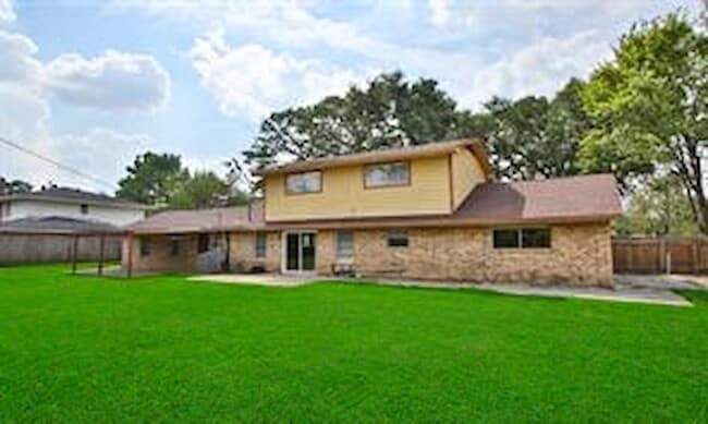 Building Photo - 6406 Ashton St