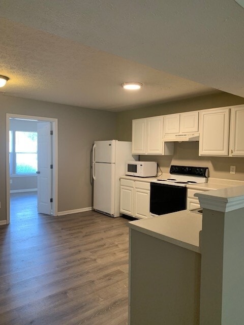 Photo - 806 W 43rd St