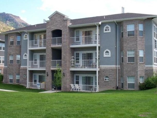 Building Photo - 345 Belmont Pl Rental