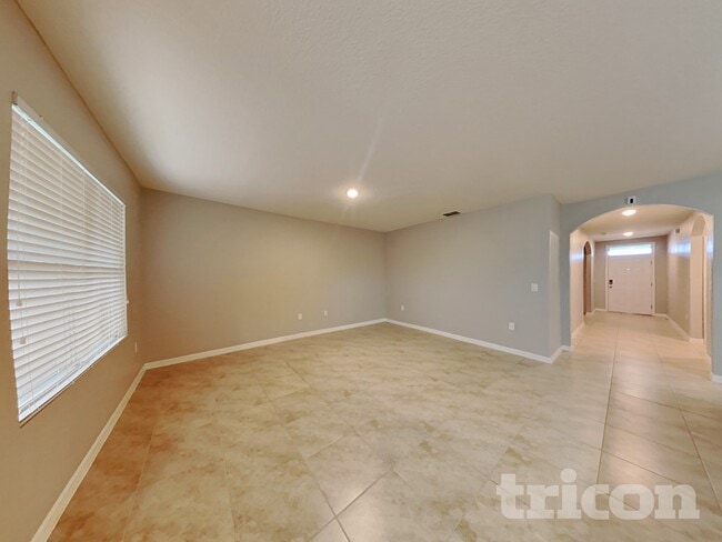 Photo - 530 Squires Grove Dr