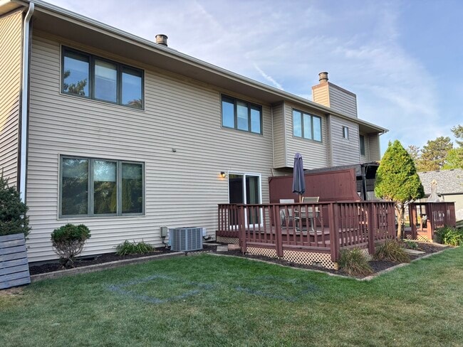 Photo - 6172 Brynwood Dr